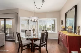 Photo #3: 6897739 Listing