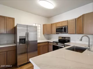 Photo #3: 6897751 Listing 