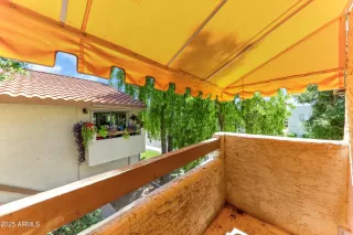 Photo #4: 6897760 Listing