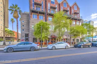 Photo #1: 6897826 Listing