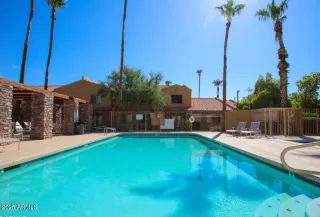 Photo #1: 6897889 Listing 