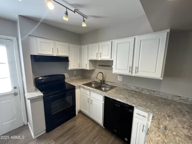 MLS: 6897891 Condo For Sale