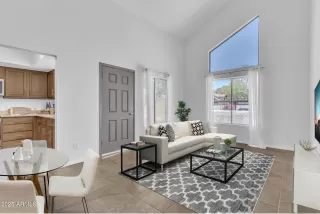 More Details about MLS # 6897912 : 4730 W NORTHERN AVENUE#1115