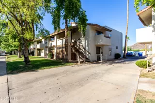 Photo #4: 6897916 Listing