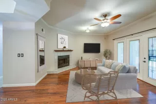 Photo #1: 6897982 Listing 