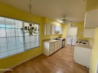 Photo #2: 6898125 Listing