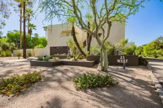 Photo #1: 6898131 Listing