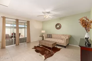 Photo #2: 6898323 Listing