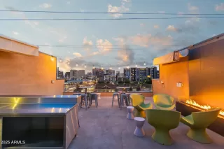 Photo #5: 6898329 Listing