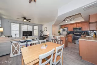 Photo #1: 6898399 Listing 