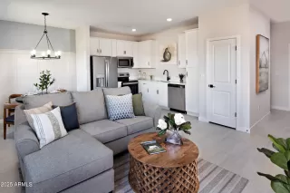 Photo #2: 6898544 Listing