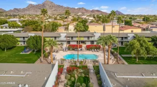 Photo #2: 6898781 Listing 