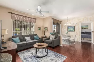 Photo #3: 6899030 Listing 