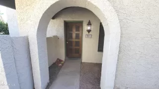 Photo #4: 6899082 Listing