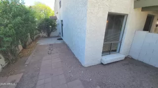 Photo #6: 6899082 Listing