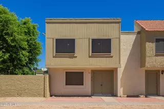 Photo #1: 6899101 Listing