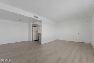 Photo #3: 6899179 Listing 