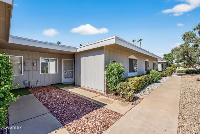 MLS: 6899210 Condo For Sale