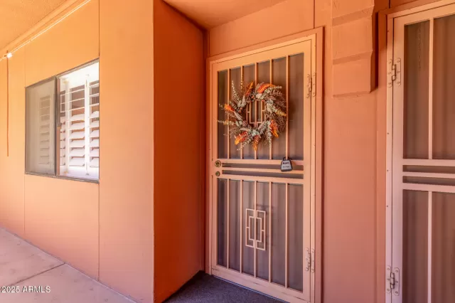 MLS: 6899325 Condo For Sale