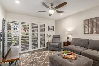 Photo #1: 6899325 Listing 