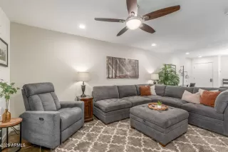 Photo #2: 6899325 Listing 