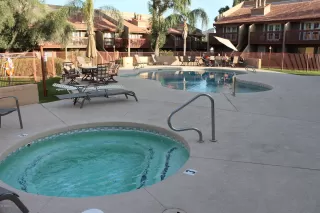 Photo #6: 6899400 Listing