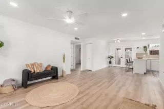 Photo #1: 6899462 Listing