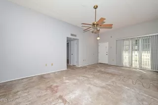 Photo #4: 6899498 Listing