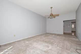 Photo #5: 6899498 Listing