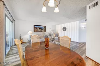 Photo #4: 6899511 Listing 