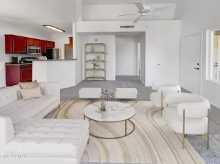 Photo #1: 6899583 Listing 