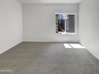 Photo #4: 6899583 Listing 