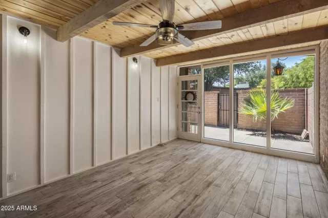 MLS: 6899956 Condo For Sale