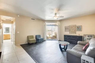 Photo #5: 6900121 Listing 