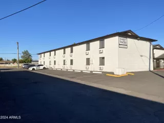 Photo #1: 6900226 Listing 