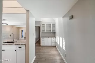 Photo #6: 6900291 Listing 