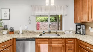 Photo #5: 6900297 Listing 