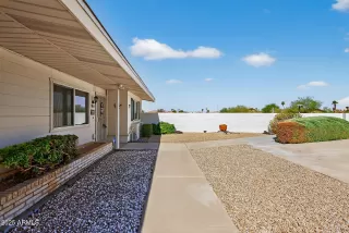 Photo #6: 6900755 Listing 