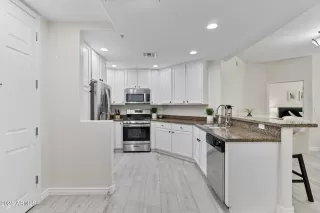 Photo #1: 6900927 Listing