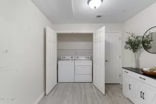 Photo #5: 6900927 Listing