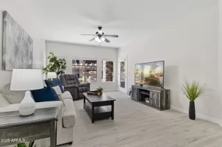 Photo #6: 6900927 Listing