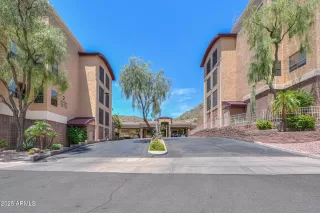 Photo #5: 6900942 Listing 