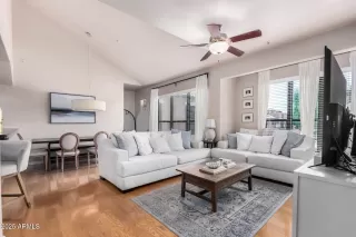 Photo #2: 6900951 Listing 