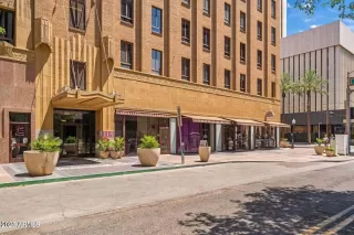 Photo #4: 6900991 Listing