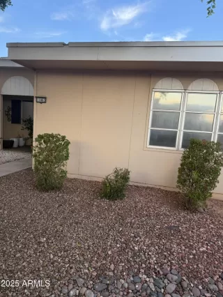 Photo #2: 6901073 Listing