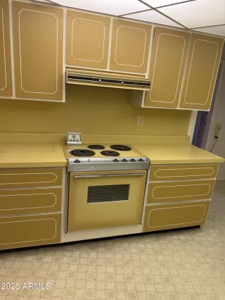 Photo #5: 6901073 Listing