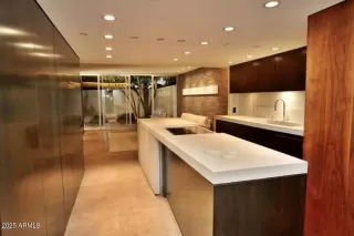 More Details about MLS # 6901092 : 4401 N 40TH STREET#9