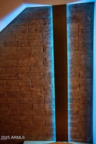 Photo #6: 6901092 Listing 