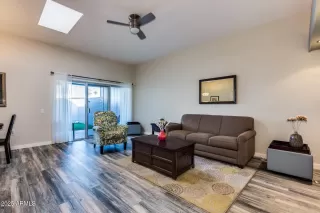 Photo #2: 6901295 Listing