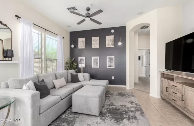 MLS: 6901365 Condo For Sale